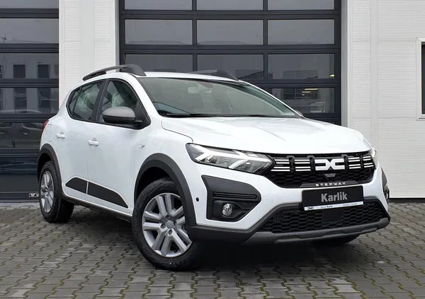 chojnów Dacia Sandero Stepway cena 83700 przebieg: 10, rok produkcji 2024 z Chojnów